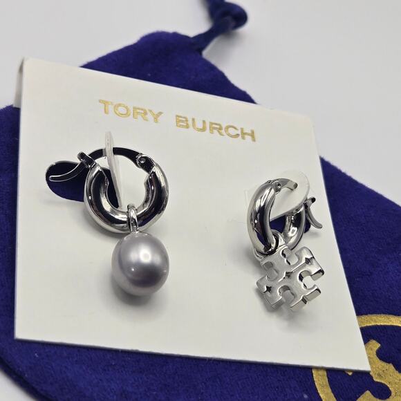 NEW Tory Burch KIRA PEARL DROP EARRINGS Silver T Logo Dangling Small Chunky Gift - Picture 1 of 4
